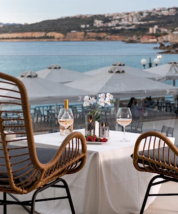 Sea front view Luxury Suite in Chania Town Mare Suite 1