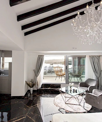 Sea front view Luxury Suite in Chania Town Mare Suite 1