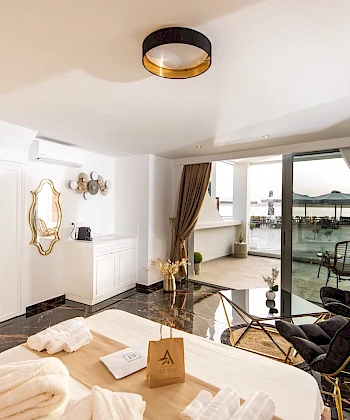 Luxury Sea Front View Suite Chania Town Mare Suite 2